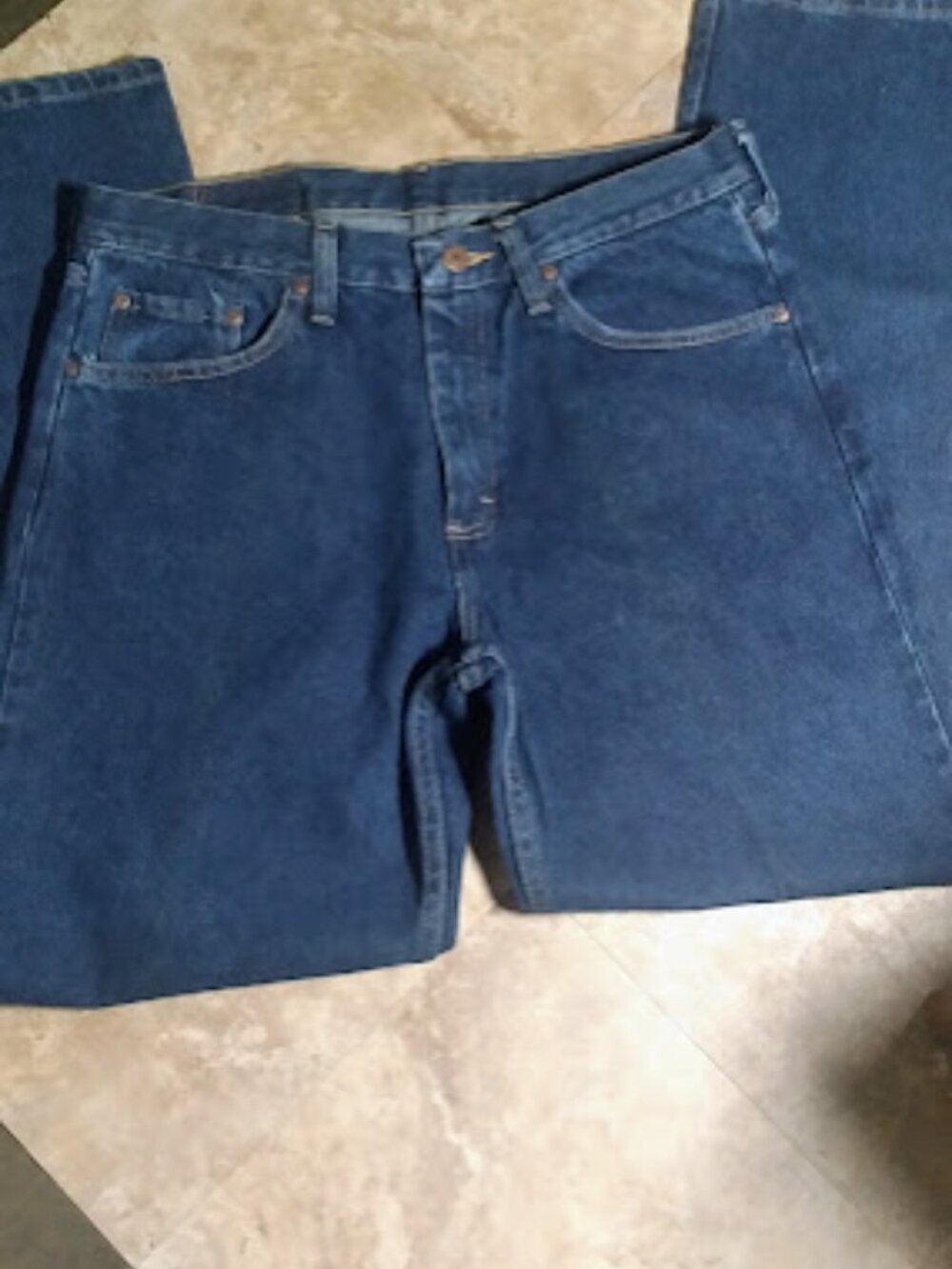 NWT Wrangler Men's Five Star Premium Denim Relaxed Fit Jeans Size: 33 X 32